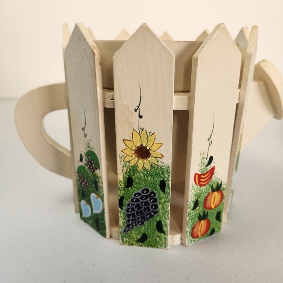 Vintage Handpainted Watering Can Plant Planter Wood Cottagecore Farmhouse Cute - Picture 11 of 13